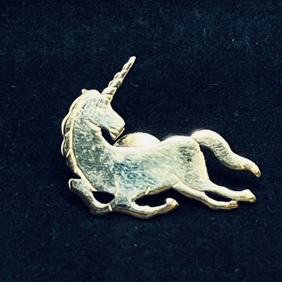 Avon Gold Tone Unicorn Lapel Pin - Picture 1 of 5